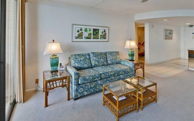 Valley Isle 705 by RedAwning