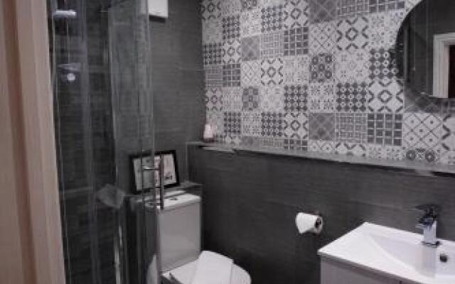 Laburnum Guest House at Bistro En Glaze