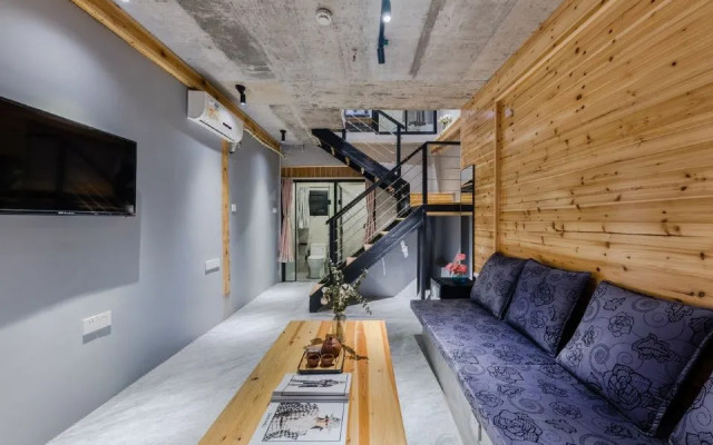 Huasao·1949 Designer Parent-Child Vacation Type Smart Homestay (Nanjing Yunshuiyao Waterwheel Store）