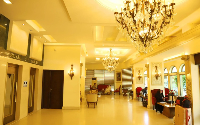 Royal Garden Hotel