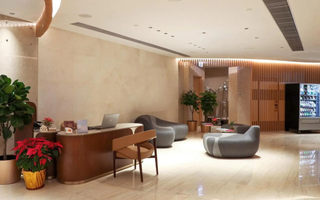 Oasis Aurum 181 Hotel