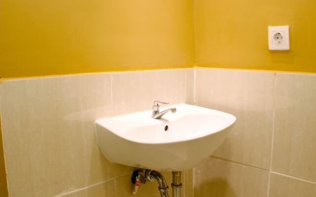 Comfort And Cozy Designed 2Br At Meikarta Apartment