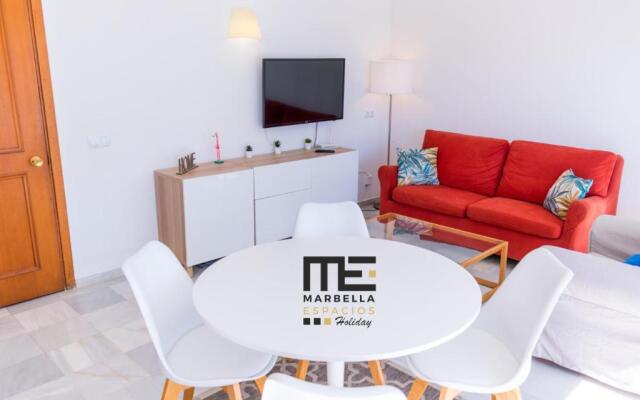 732 Luminoso estudio en segunda linea de playa en Marbella