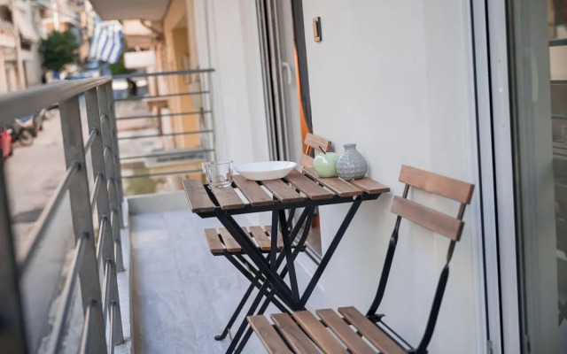 Grec Maison Piraeus by GrecCollection