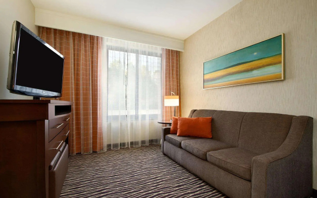 Embassy Suites by Hilton Fayetteville Fort Bragg