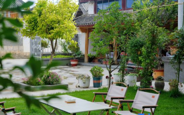 Youhe Juzhuju (Lijiang Shuhe Ancient Town Branch)