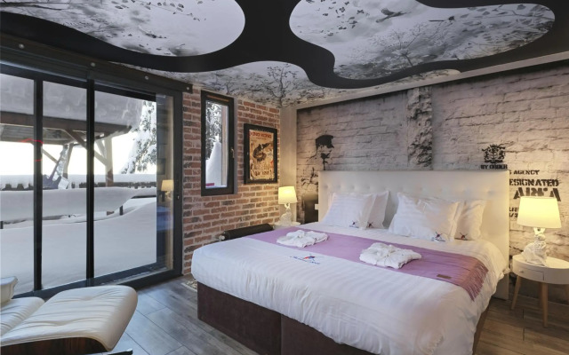 Snow Lodge Hotel Courchevel 1850