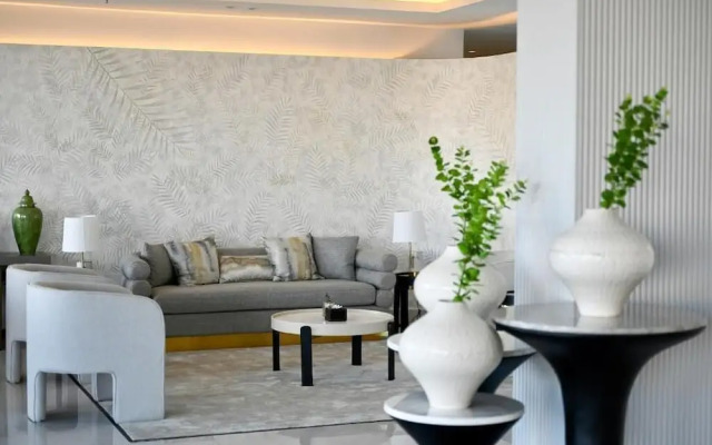 Palm Gate Hotel Suites