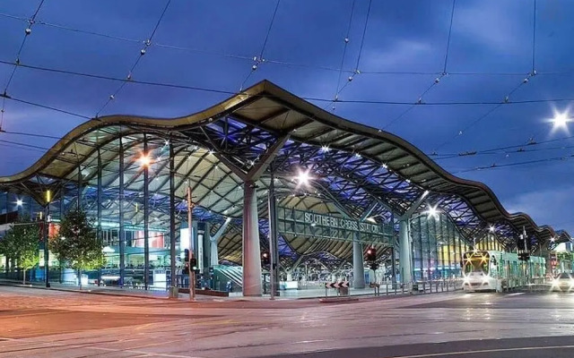 Stylish Pet-friendly 2BR Stay, Near Southern Cross