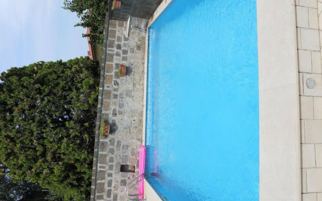 Ambrosio Relais