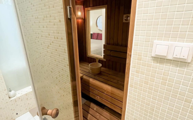 Studio at Synagogue with Sauna