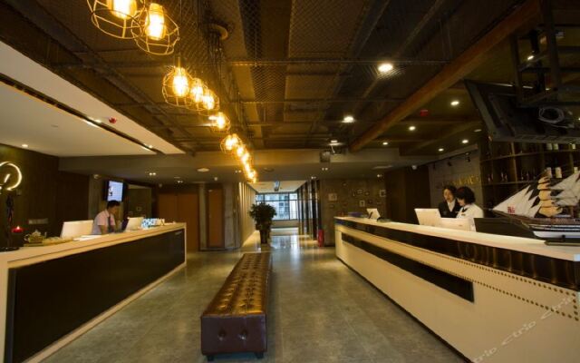 James Joyce Coffetel (Chengdu Jianshe Road Dongjiao Jiyi Square)
