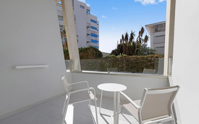 Aparthotel Fontanellas Playa