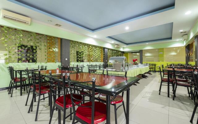 OYO 329 Hotel Darma Nusantara 2