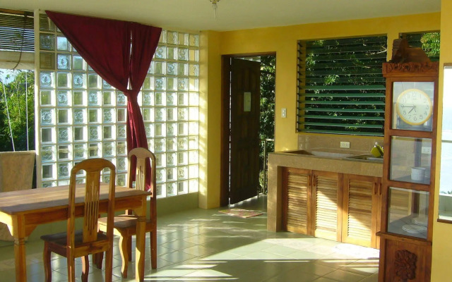 Sunrise Palais Boracay