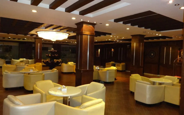 La Fontaine Safd Suites
