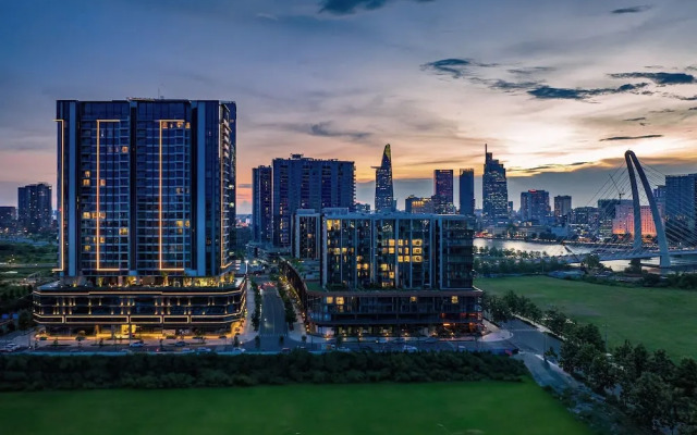 DongDong Apartment The Metropole