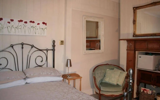 The Minadab Cottage