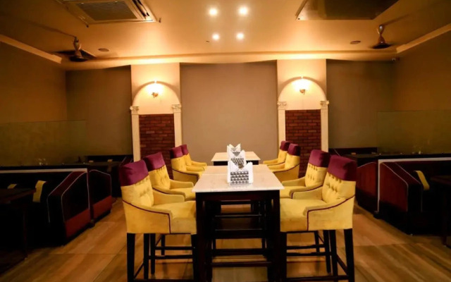 Hotel Rajmahal