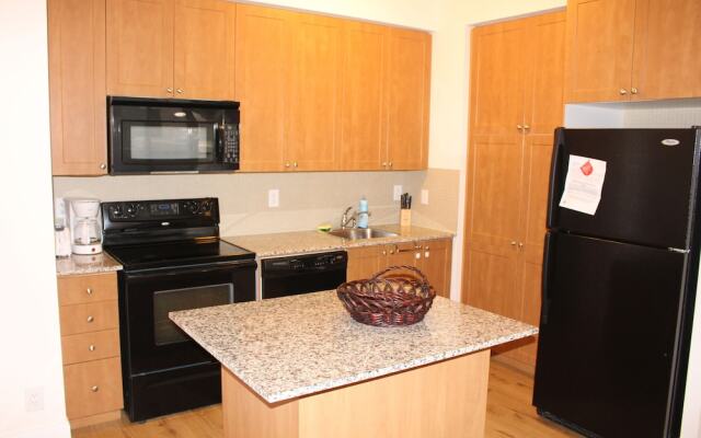Square One Comfort Suite By Elite Suites