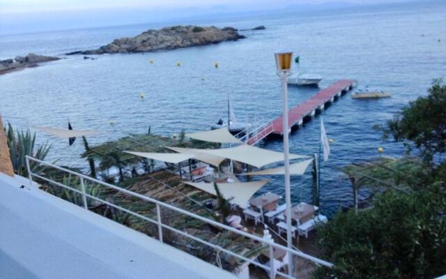 Studio Hisenda Canyelles Petites