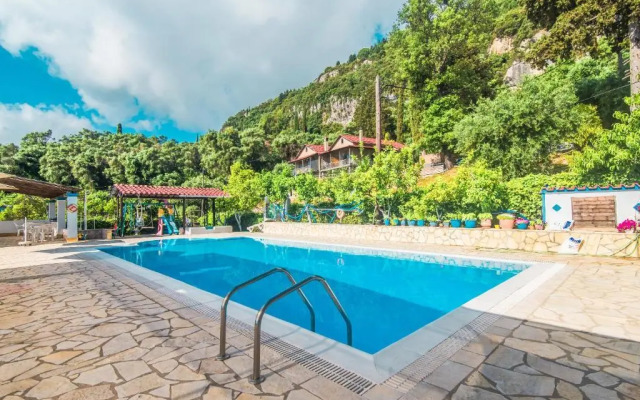 Faliraki Apartment For 3
