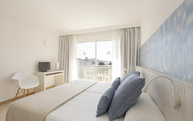 Hotel Tora