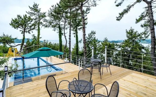 Yeosu Sky Pension
