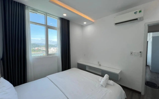 Royal Apartment in Muong Thanh