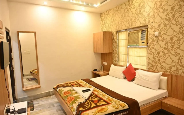 Hotel Arya