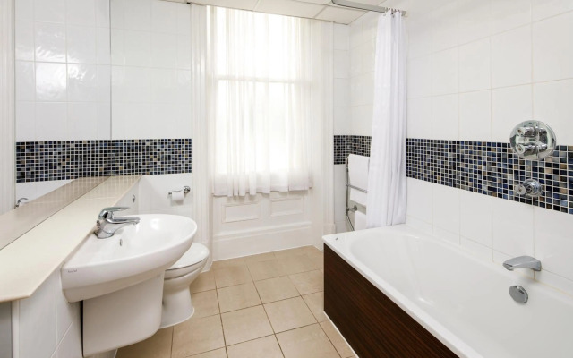 Mercure Hull Grange Park Hotel