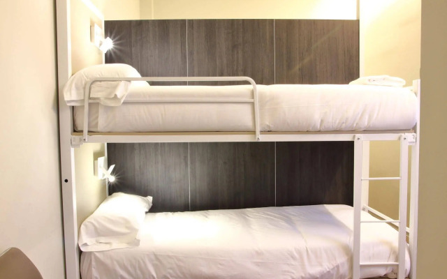 Poshtel Bilbao Premium Hostel