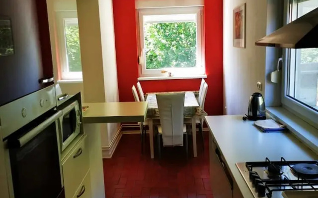 Apartment Sandra - Dubovac, 1,7 km From Centre