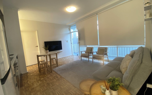 Central Bondi Getaway - up to 8 Guest