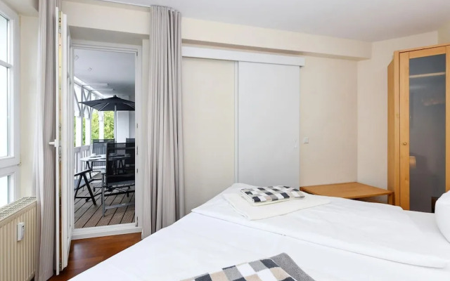 Apartment With Balcony in Ruegen