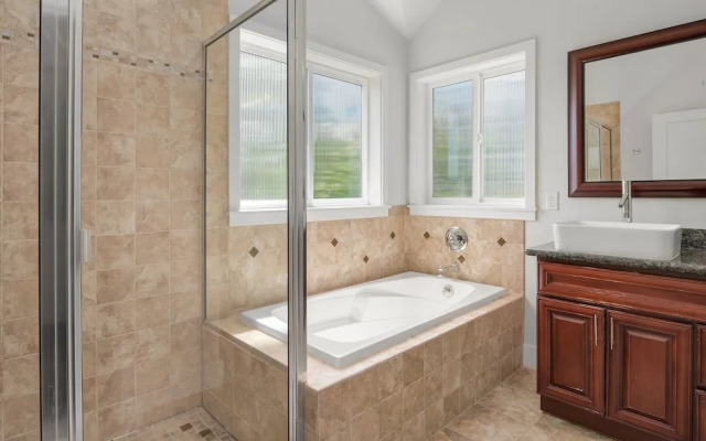 Seattle Vacation Home: The Depot