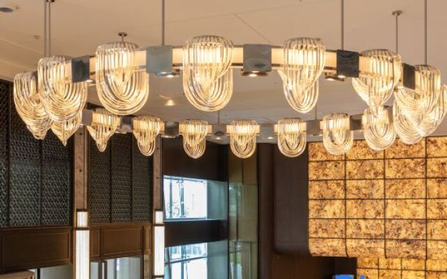 International  Hotel.LuoYang