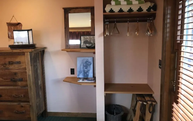 Good Medicine Lodge Bed & Breakfast