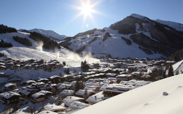 Furnished Chalet in Saalbach-hinterglemm With Sauna