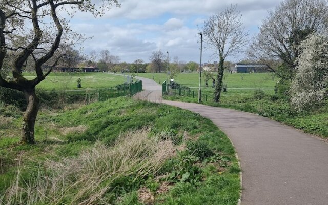 Tony's Court, Beautifully Furnished 2bedrooms Flat