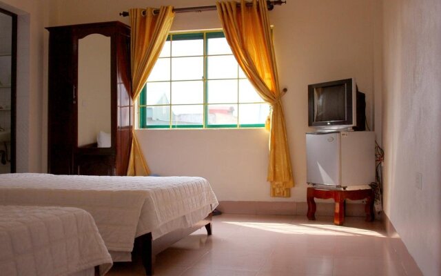 Hoang Hai Hotel & Restaurant