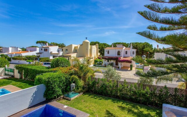 Casa Del Mar Vilamoura - Newly Renovated 3 Bedroom Villa With Pool, A/c and Wifi