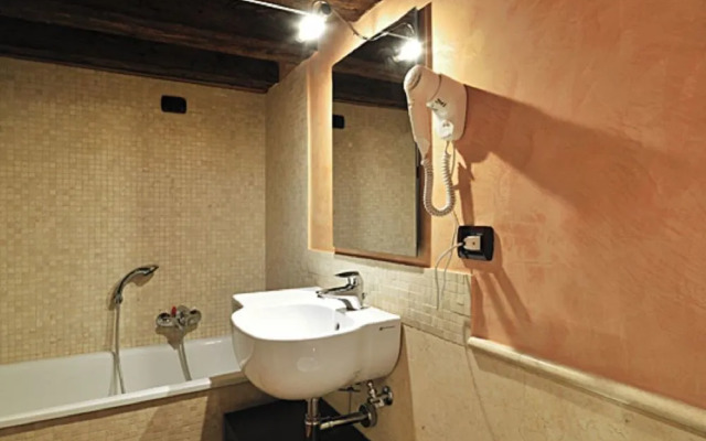 Doge Palace 5 - Locz