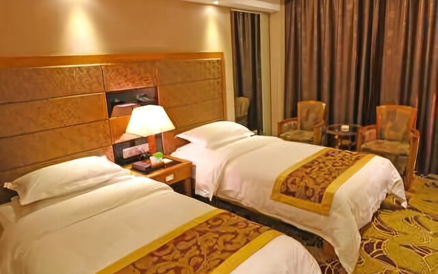 Lanze Holiday Hotel