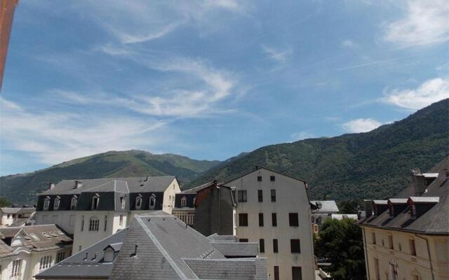 Appartement Bagnères-de-Luchon, 3 pièces, 6 personnes - FR-1-313-125
