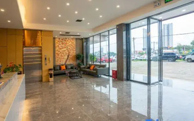 Lingshan Qiancheng Holiday Hotel (Maternity and Child Health Hospital)