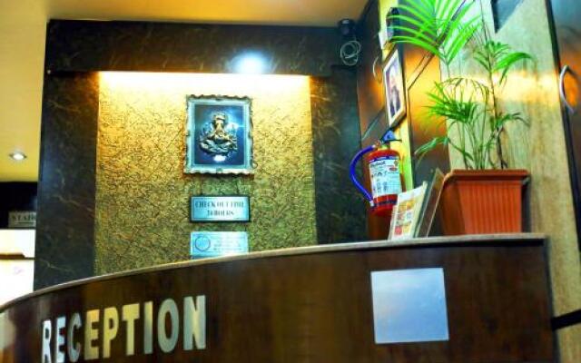 Hotel Vickys Plaza