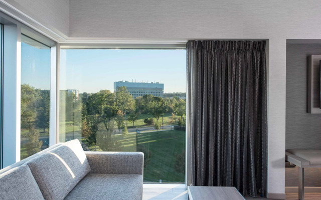 AC Hotel by Marriott Boston Cambridge