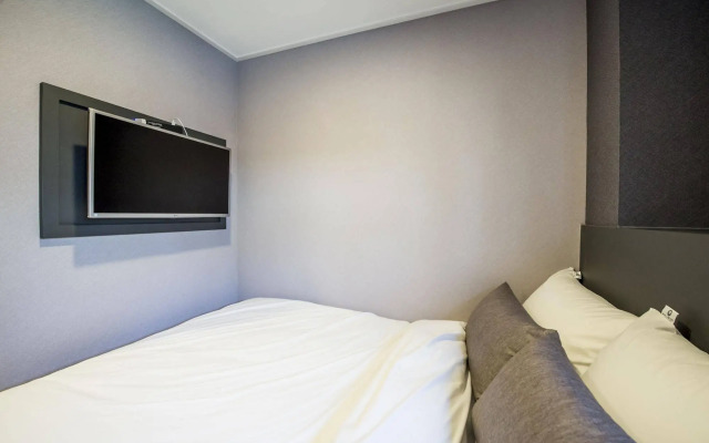 Philstay Myeongdong Metro