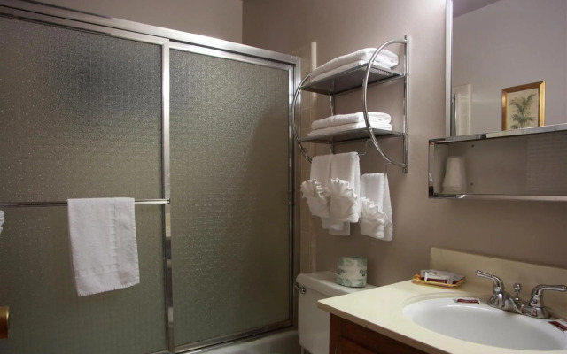 Sleepy Hollow Cabins and Hotel